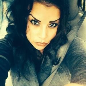 Meet your Posher, Nayeli